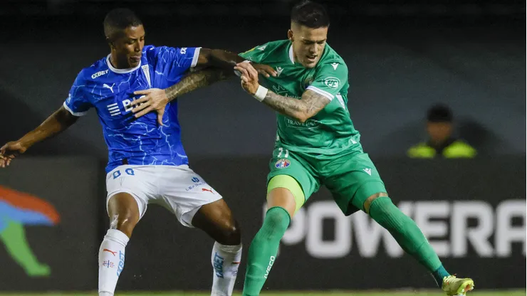 Se juega el partido de la UC y Audax.