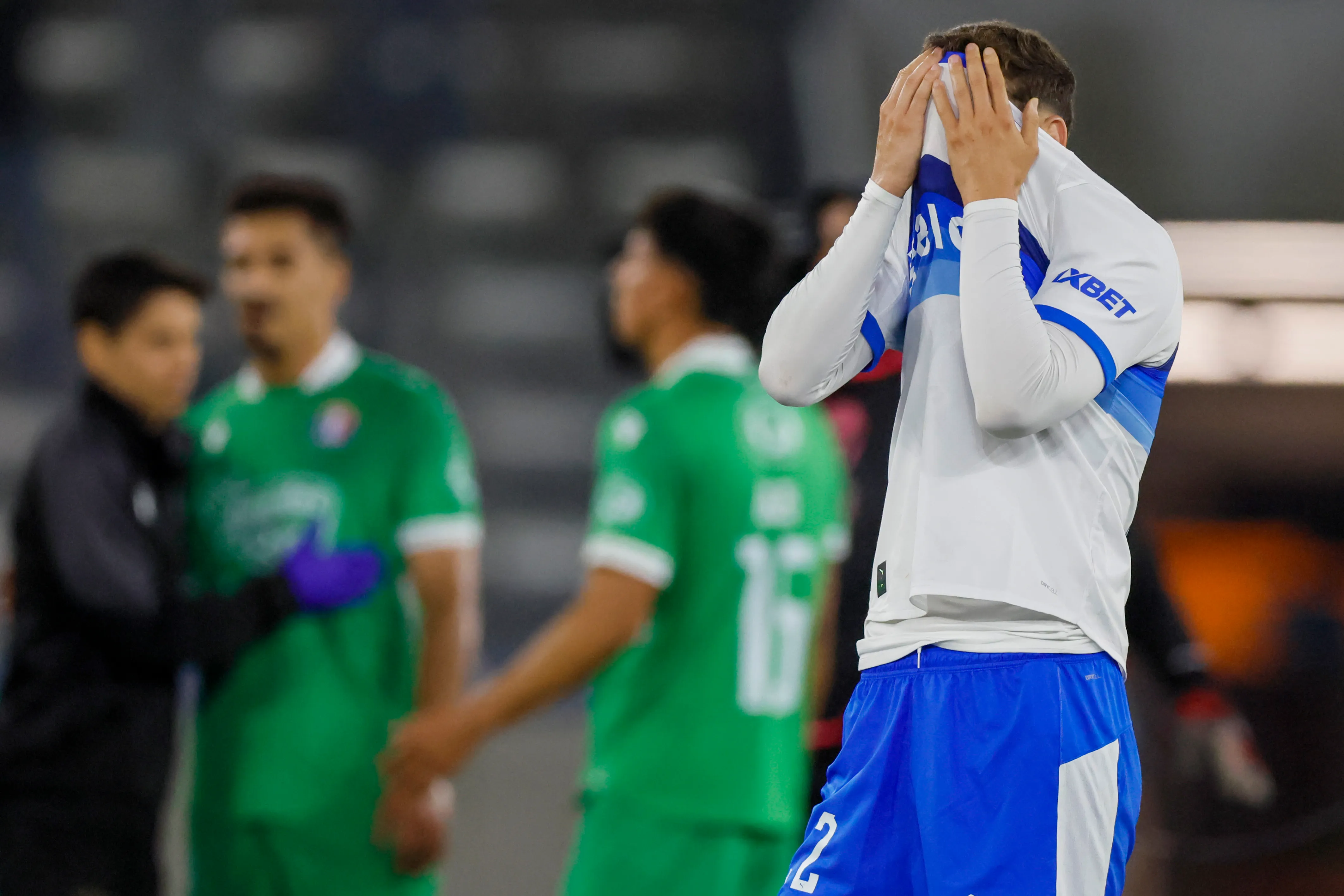 Universidad Católica suma cuatro partidos sin triunfos entre la Copa Chile y la Liga de Primera. | Foto: Photosport.