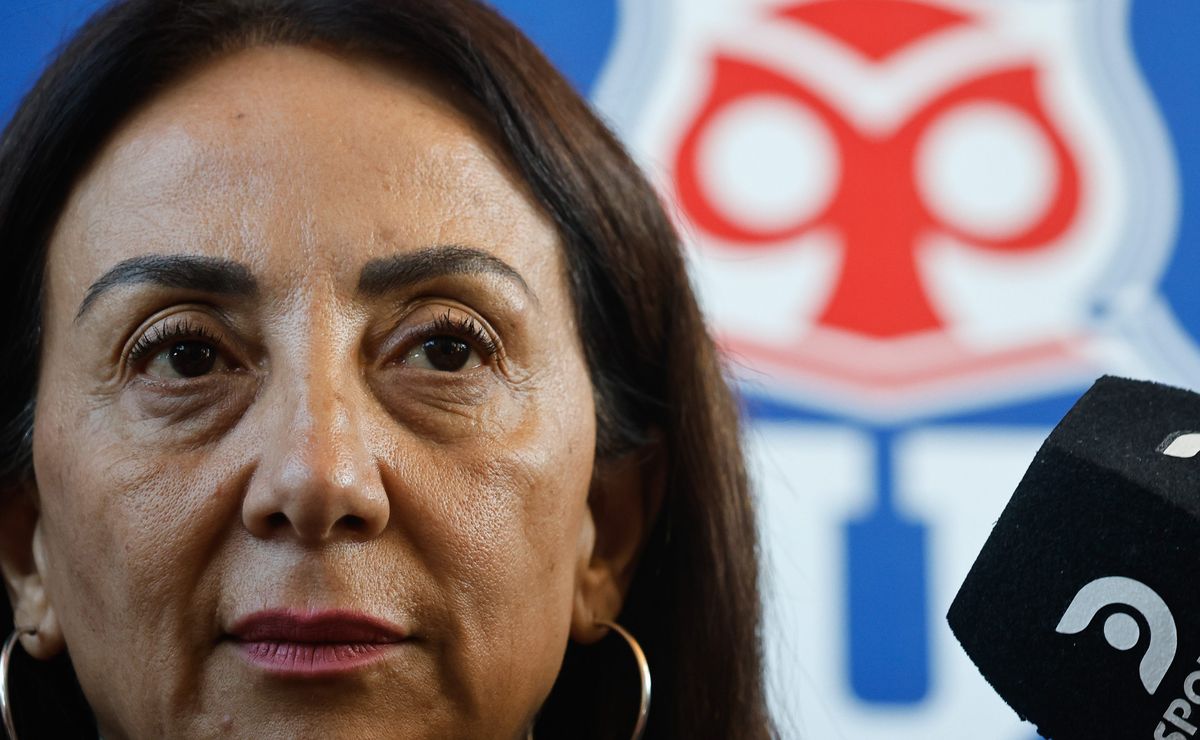Sale Cecilia Pérez y entra Cecilia Pérez: se puede mantener en el directorio de U de Chile