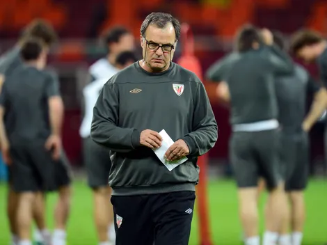 "Nos recibió casi en pelotas": detallan locura de Bielsa en España
