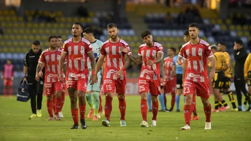 Unión La Calera sigue en el fondo de la tabla.