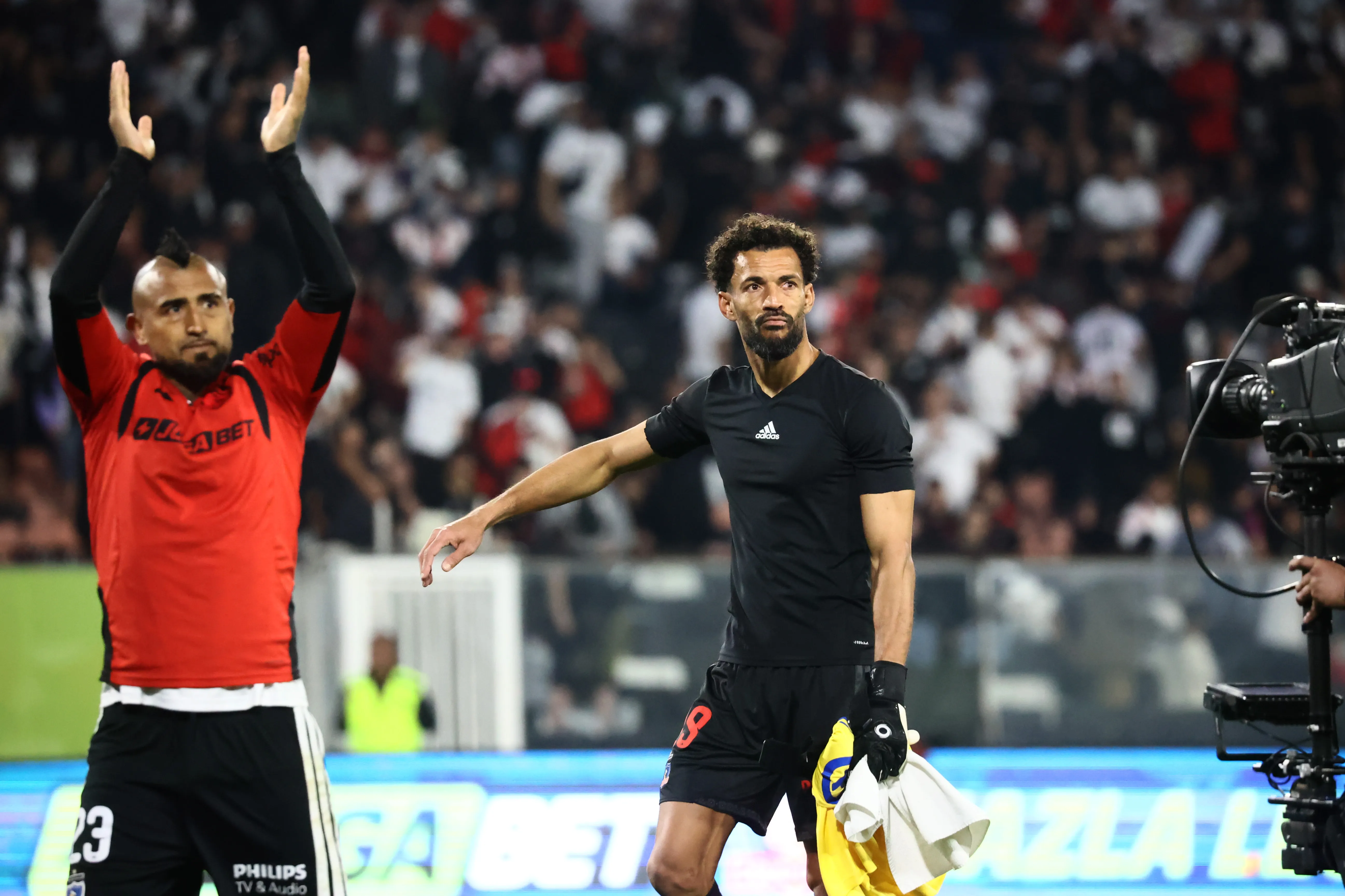 Vozinha se consolida en el arco de Colo Colo. Foto:  Dragomir Yankovic/Photosport